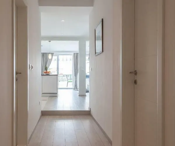 Modern Pjero Apartment